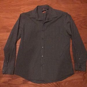 Van Heusen - traveler - L button down. MENS